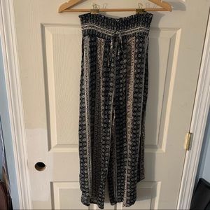 Flowy Loose Patterned Pants Three-Quarter Length